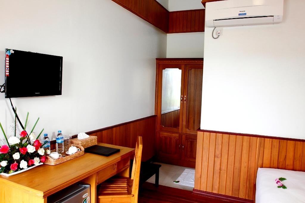 Inle Lotus Hotel Nyaung Shwe Ngoại thất bức ảnh