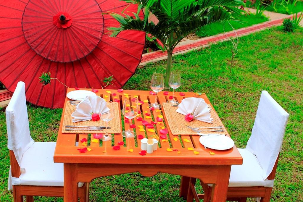 Inle Lotus Hotel Nyaung Shwe Ngoại thất bức ảnh
