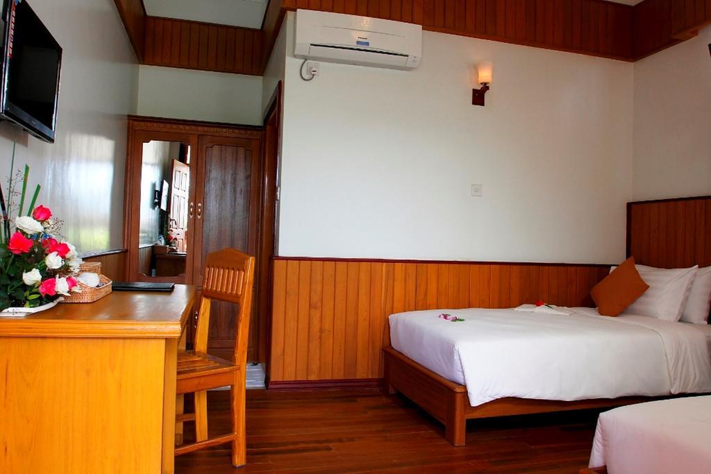 Inle Lotus Hotel Nyaung Shwe Ngoại thất bức ảnh