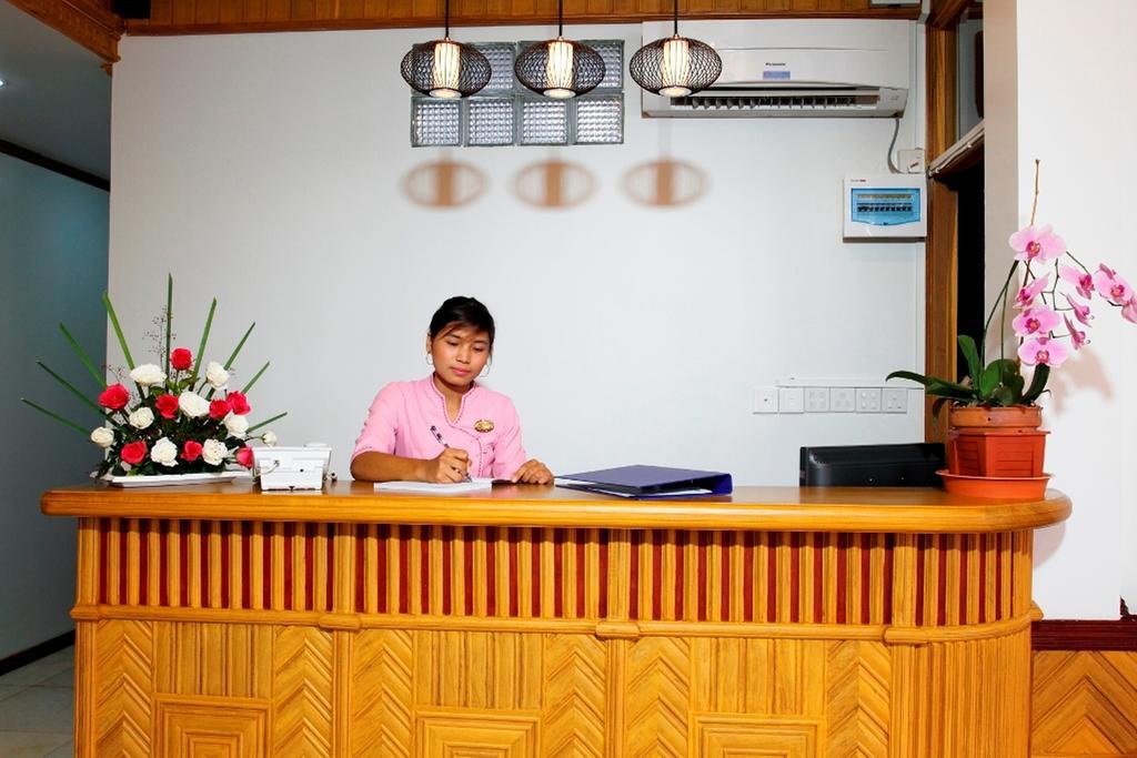 Inle Lotus Hotel Nyaung Shwe Ngoại thất bức ảnh