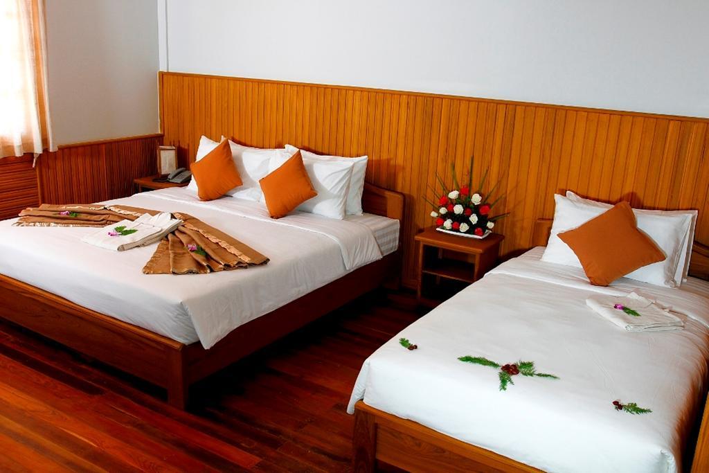 Inle Lotus Hotel Nyaung Shwe Ngoại thất bức ảnh