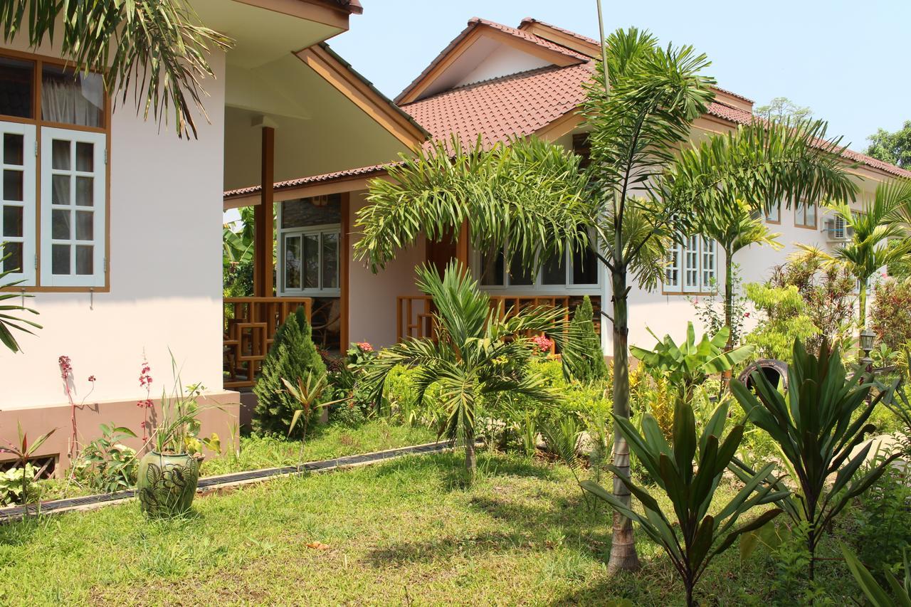 Inle Lotus Hotel Nyaung Shwe Ngoại thất bức ảnh