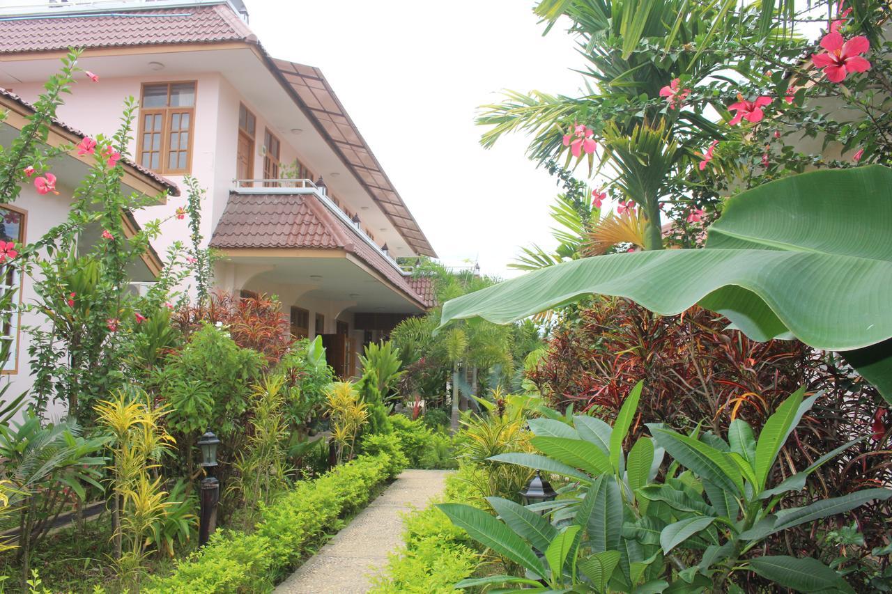 Inle Lotus Hotel Nyaung Shwe Ngoại thất bức ảnh